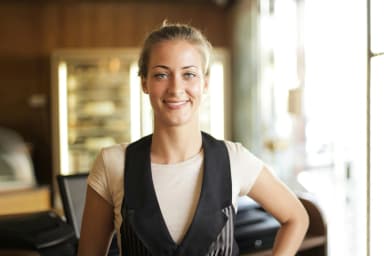Julia Hoffmann - Leitung HR bei Hoffmann & Söhne
